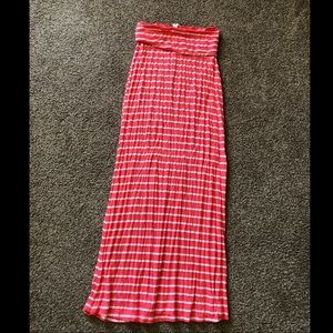 Coral Maxi-Skirt